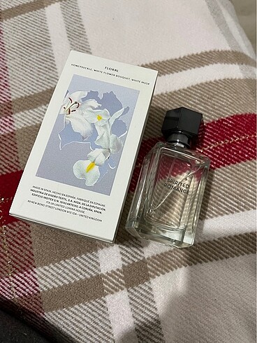  Beden Zara spırıted romance parfüm