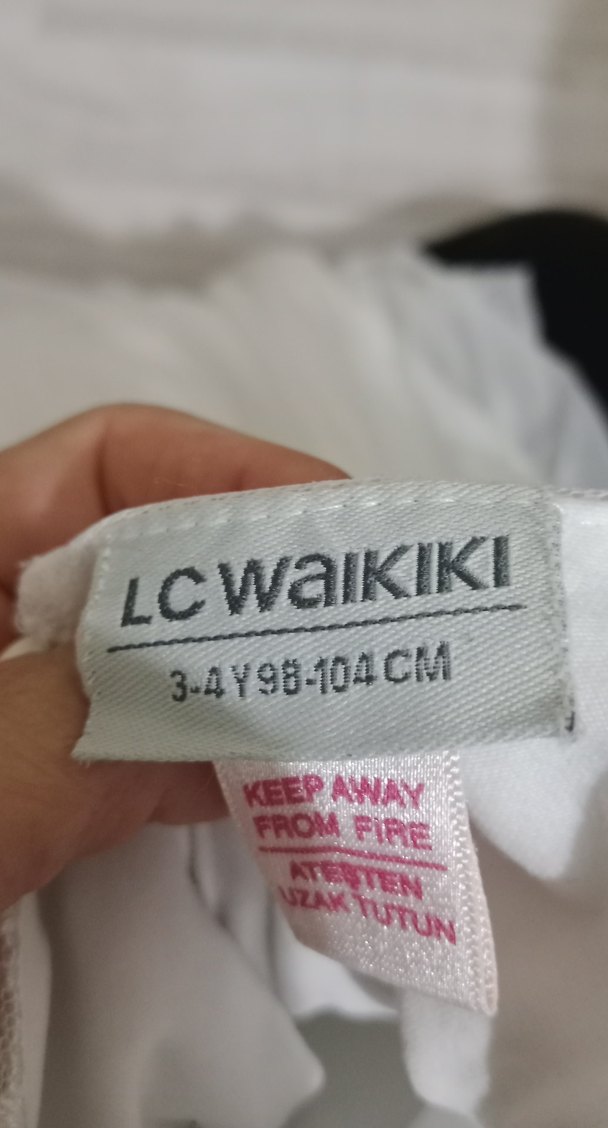 Kız Çocuk Beyaz Dantel Nakışlı Elbise - Görsel 5