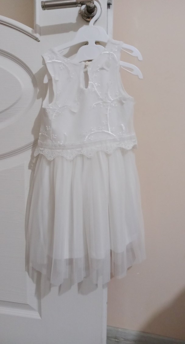 Kız Çocuk Beyaz Dantel Nakışlı Elbise - Görsel 3