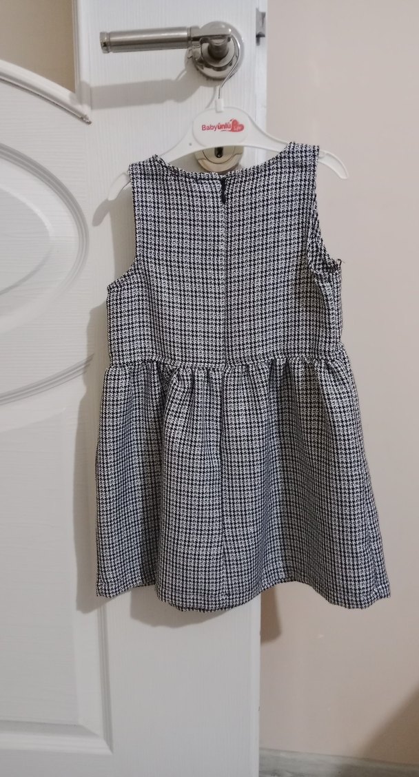 Düğmeli Gri Ekose Kız Elbise - Görsel 3