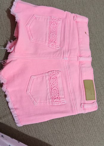 Zara Dantel Detaylı Pembe Kız Şortu