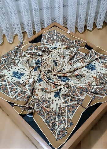Kadın İpek Eşarp