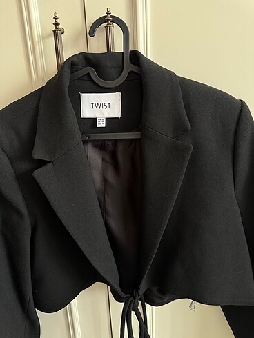 38 Beden Twist crop blazer ceket