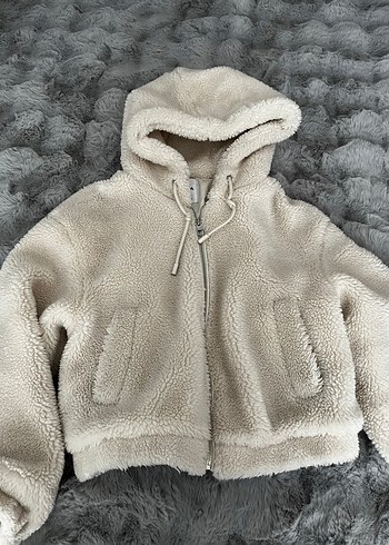 Kapüşonlu Bej Peluş Kadın Ceket