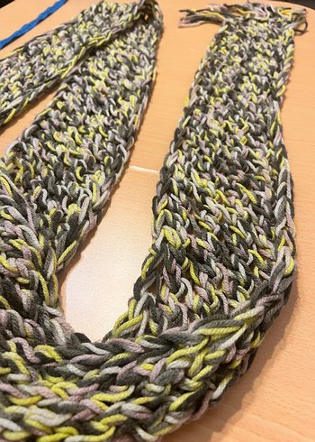 Renkli Örgü Kadın Şal - Görsel 3