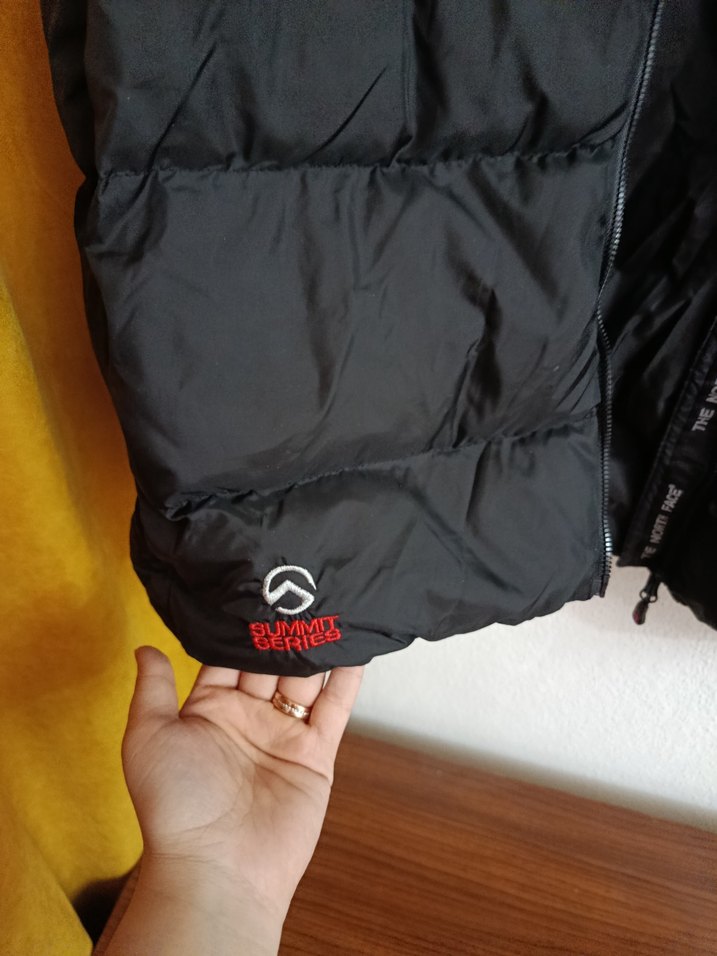 orijinal  marka Siyah Fermuarlı Erkek Yelek - Görsel 3