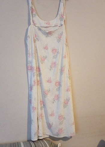 Beyaz Çiçek Desenli Uzun Hamile Gecelik - Görsel 2