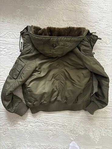 m Beden Bershka Kadın Mont