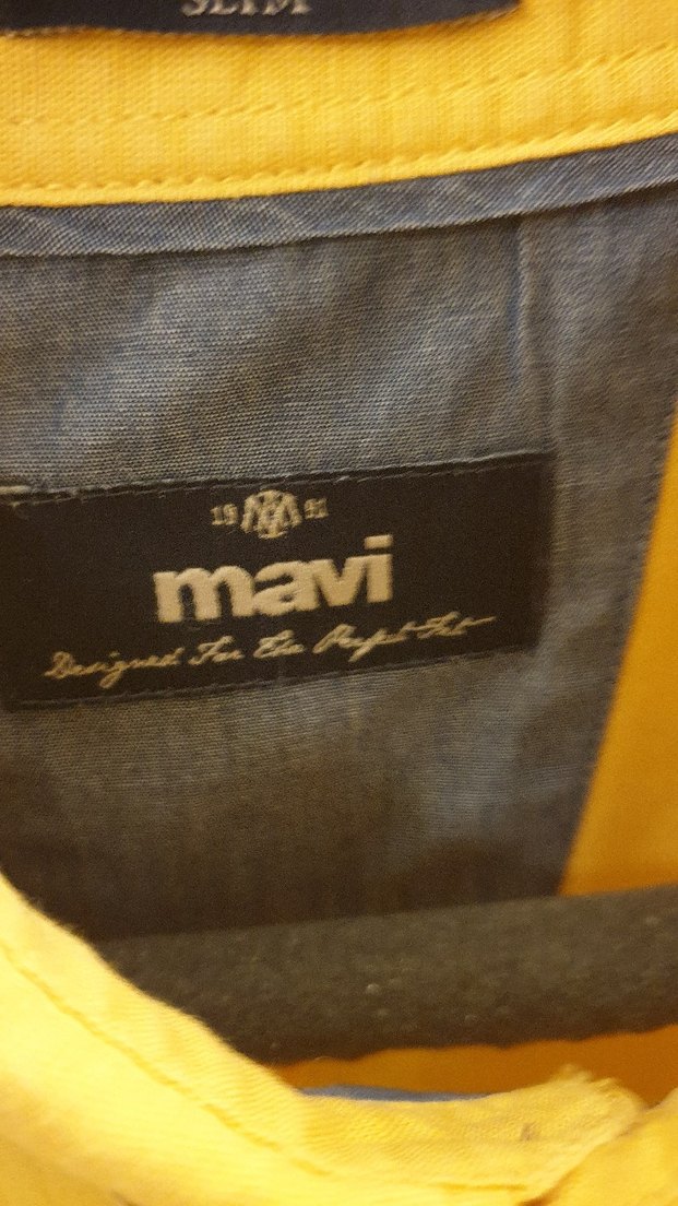 Sarı Düğmeli Erkek Gömlek - Görsel 2