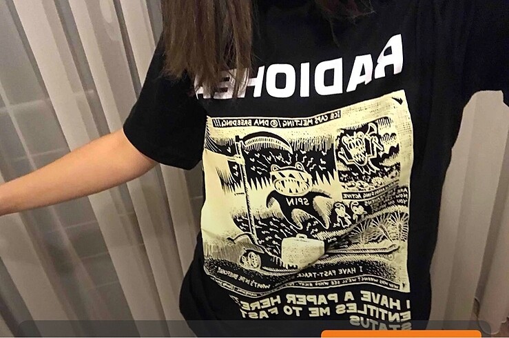 Diğer Radiohead tişört
