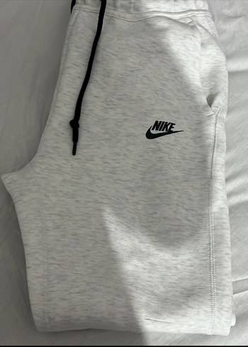 Nike s