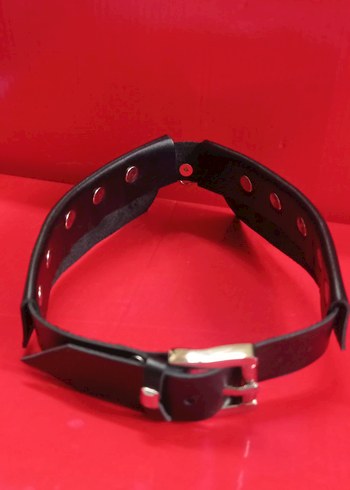 Siyah Deri Gotik Tokalı Kadın Choker - Görsel 4