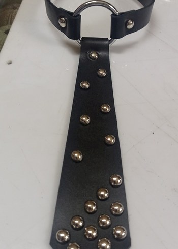 Siyah deri Metal Zımbalı bayan Choker Kravat