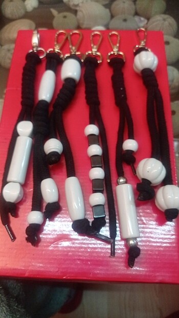  Beden Charm Beşiktaşlı adet fiyatı 