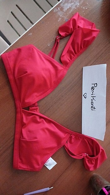 Bikini üstü
