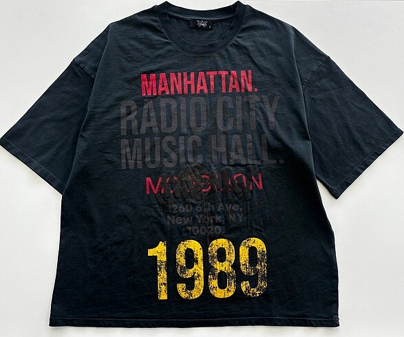 Oversize unisex yıkamalı ve baskılı T-shirt