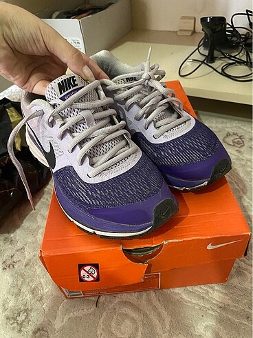 Nike spor ayakkabı