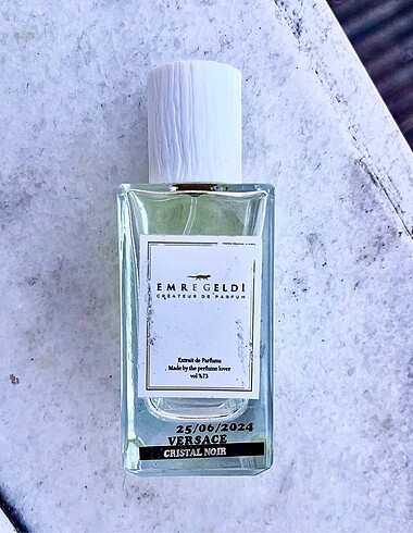 Beden Emre Geldi Versace Crystal Noir