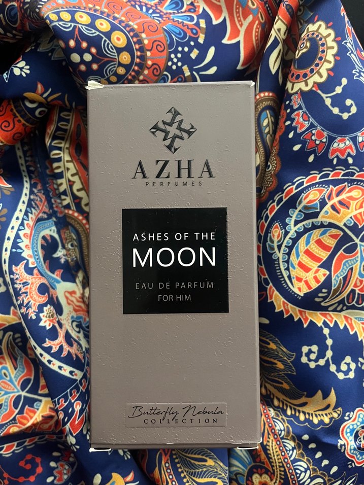 Azha Ashes of the Moon (BAE) orijinal Erkek Parfümü - Görsel 4