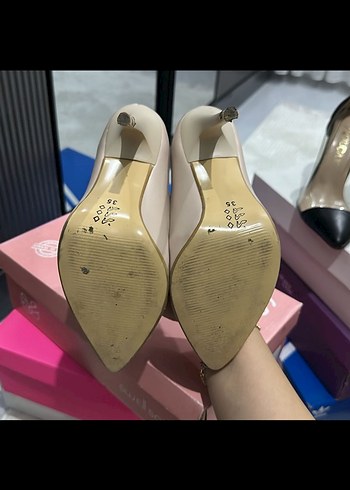 35 Beden Beyaz Rugan Stiletto Topuklu Kadın Ayakkabı