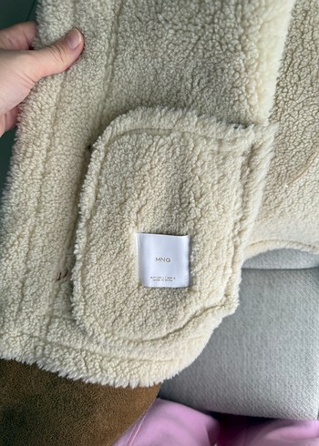 Kısa Kesim Bej Süet Kadın Kışlık Ceket - Görsel 4