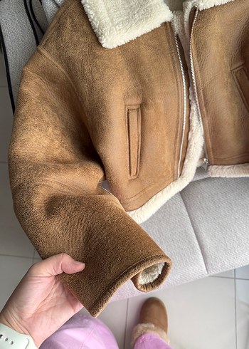 Kısa Kesim Bej Süet Kadın Kışlık Ceket - Görsel 2