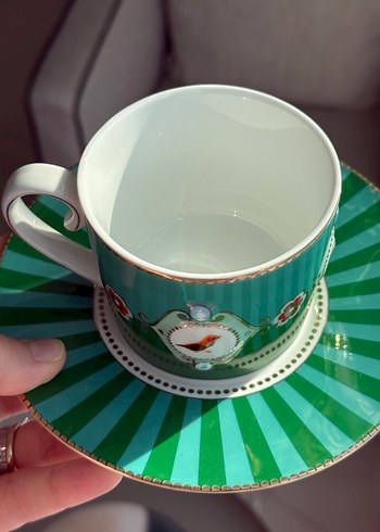 Renkli Yeşil Kuş Desenli Fincan ve Tabak - Görsel 3