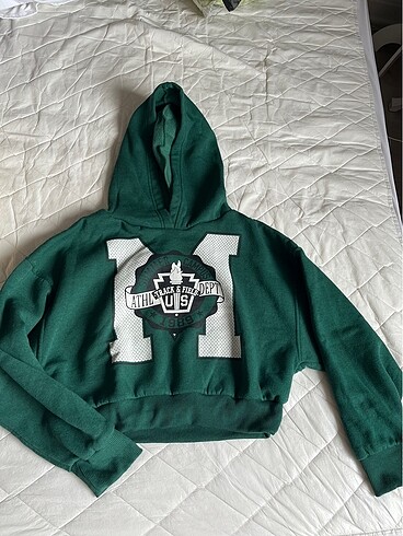crop sweat