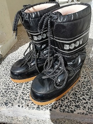 moon boot