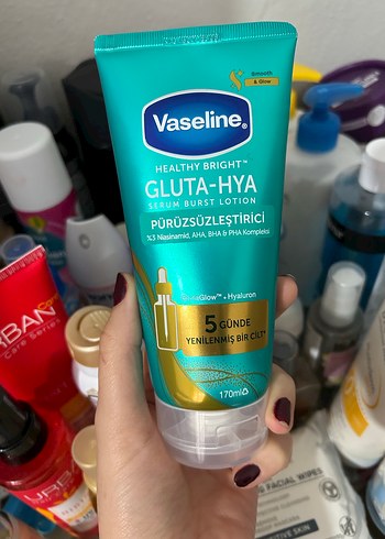 Vaseline Gluta-Hya Serum Burst El Kremi 170ml