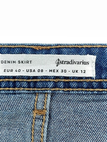 40 Beden lacivert Renk Stradivarius Mini Etek %70 İndirimli.