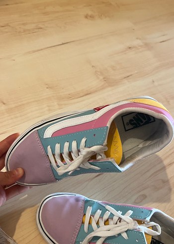 Renkli Bağcıklı Kadın Spor Ayakkabı - Görsel 2