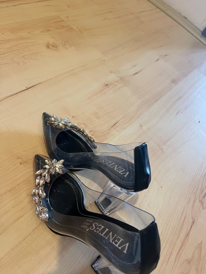 Altın Renkli Taş İşlemeli Topuklu Kadın Ayakkabı - Görsel 3