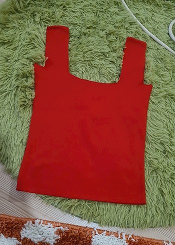Kırmızı Mini Kadın Atlet