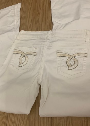 Kadın Beyaz Kot Pantolon - Görsel 3