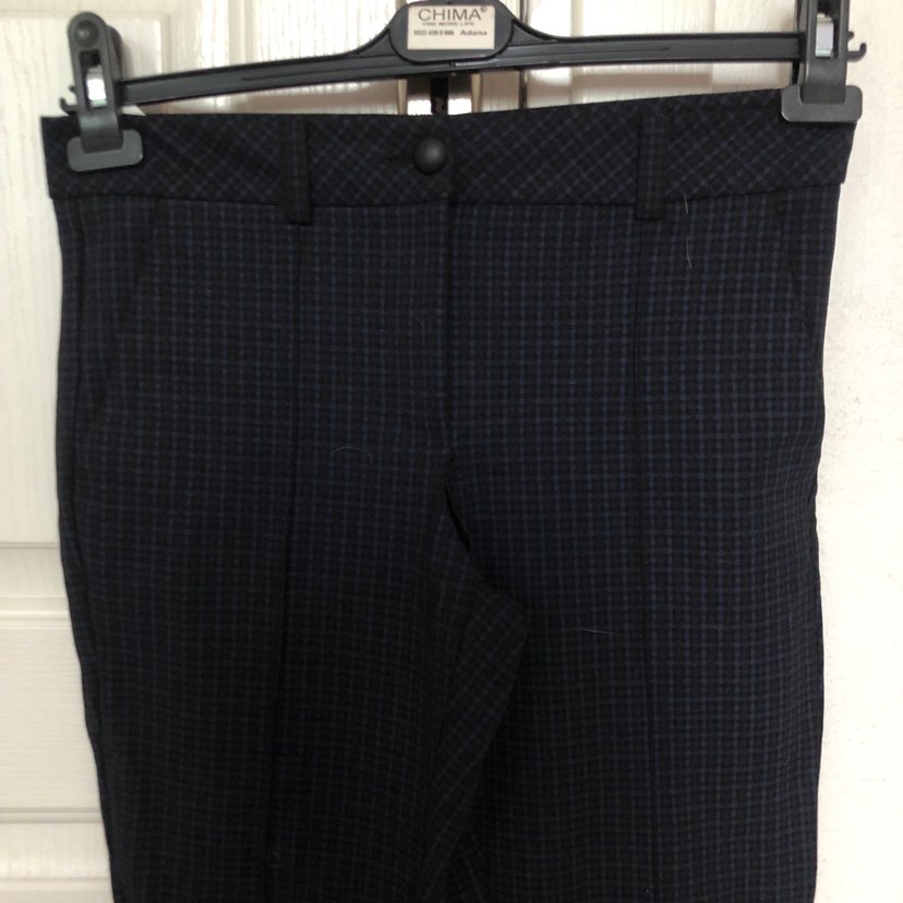 Siyah Pilili Kadın Kumaş Pantolon - Görsel 2