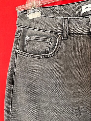 42 Beden Gina Tricot grey flare jeans