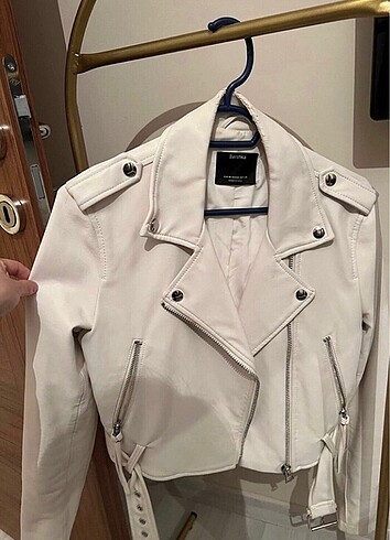 BERSHKA DERİCEKET