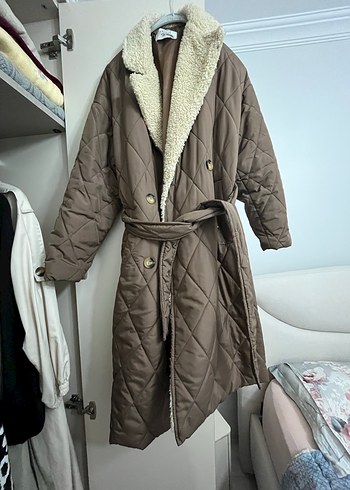 Kemerli Uzun Kahverengi Kadın Kışlık Mont - Görsel 2