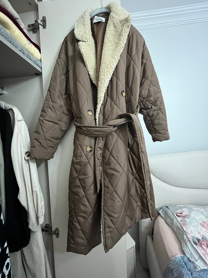 Kemerli Uzun Kahverengi Kadın Kışlık Mont - Görsel 2