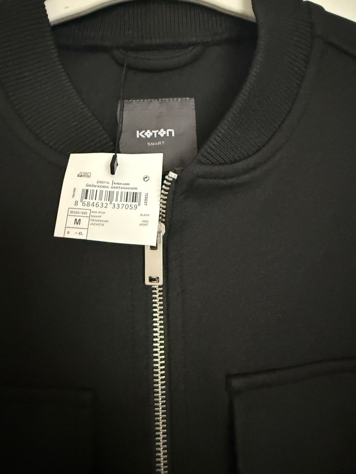 Siyah Fermuarlı - Görsel 4