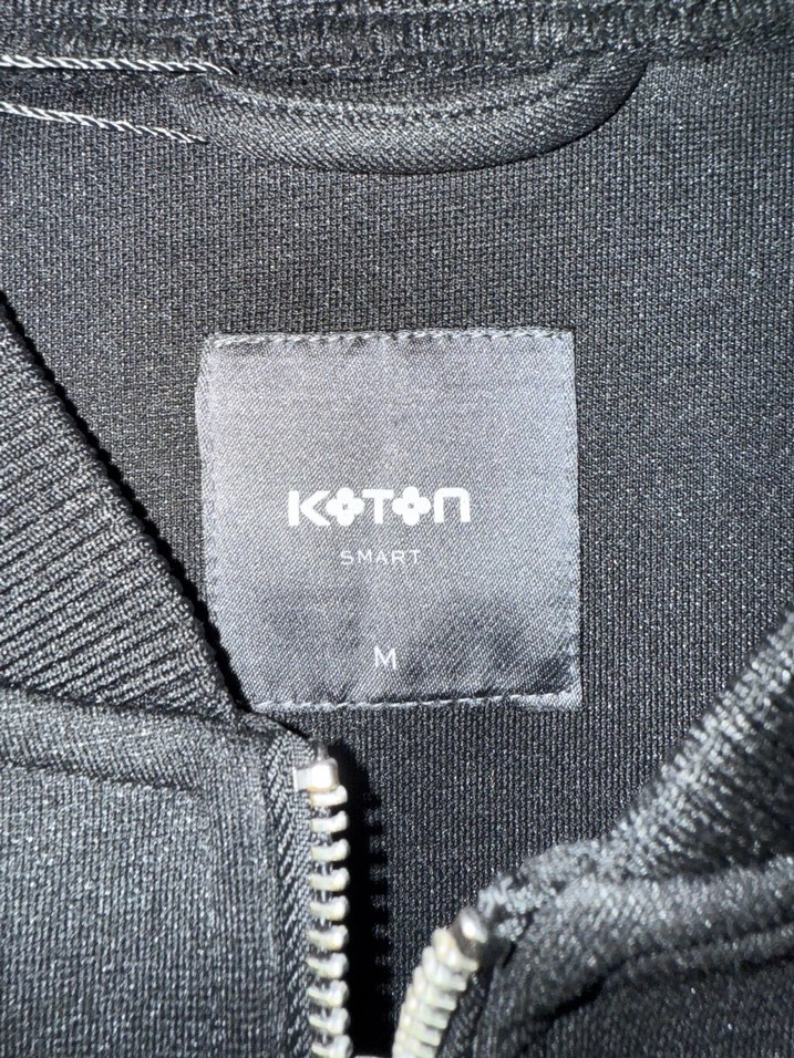 Siyah Fermuarlı - Görsel 3