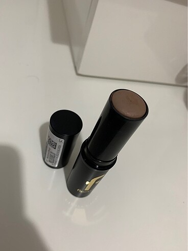 Beden Renk Flormar 03 Medium Brown Contour Stick