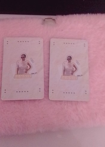 Dove Jennie hologramlı lomocard