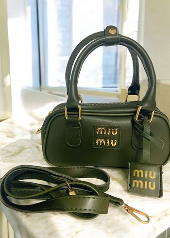 Miu Miu Deri Kadın Çanta - Klasik Modern