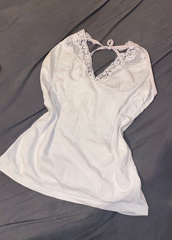 Zara Dantel Detaylı Beyaz V-Yaka İnce Askılı body