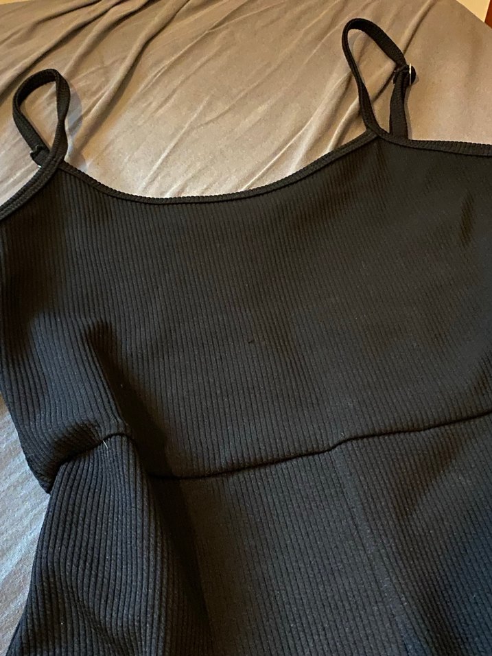 Kadın Siyah İnce Askılı Kısa Tulum - Görsel 3