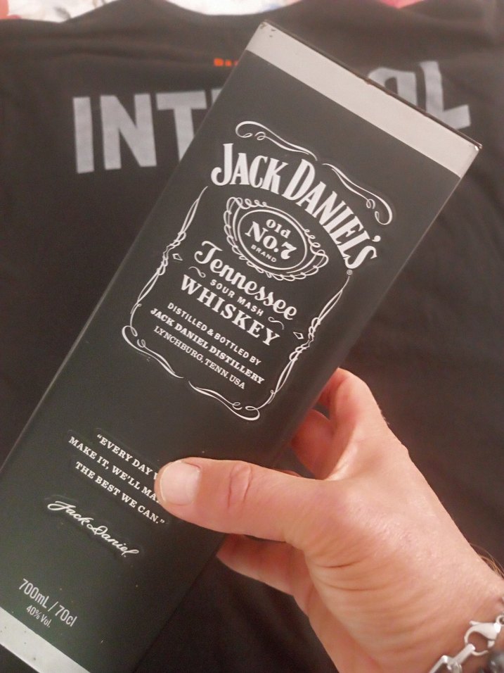 Jack Daniel's Tennessee Whiskey 700ml Siyah Kutu - Görsel 4