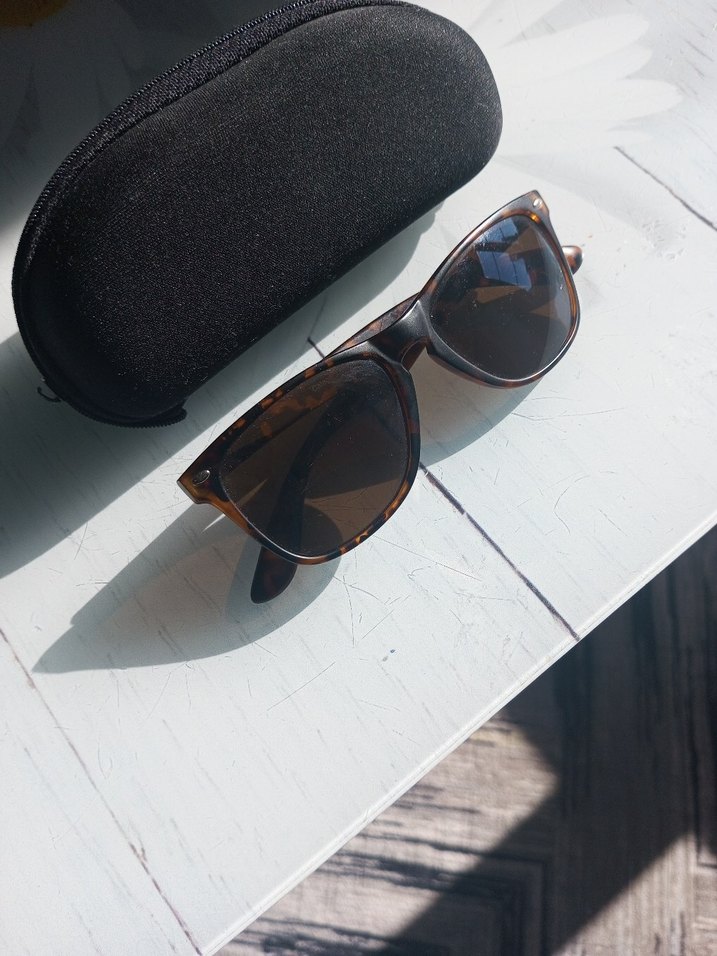 Şeffaf Kahverengi Retro Kadın Güneş Gözlüğü - Görsel 4