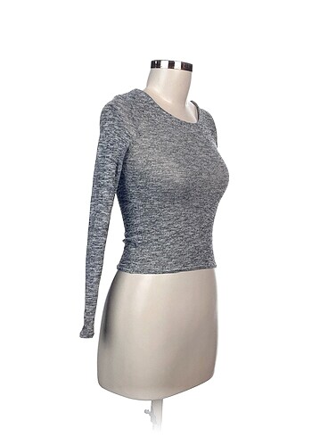 H&M H&M Bluz %70 İndirimli.